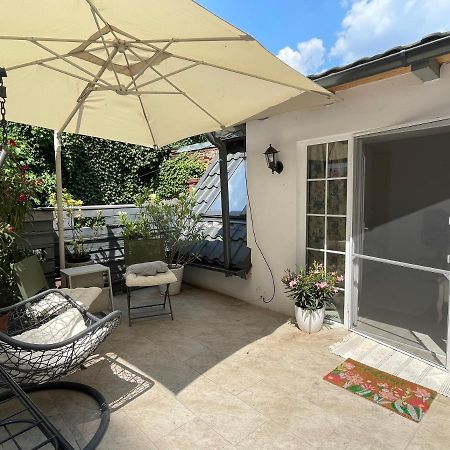 Casa In Inima Capitalei Villa Bucureşti Ngoại thất bức ảnh