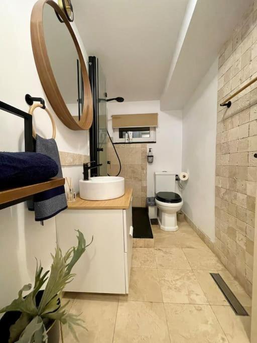Casa In Inima Capitalei Villa Bucureşti Ngoại thất bức ảnh