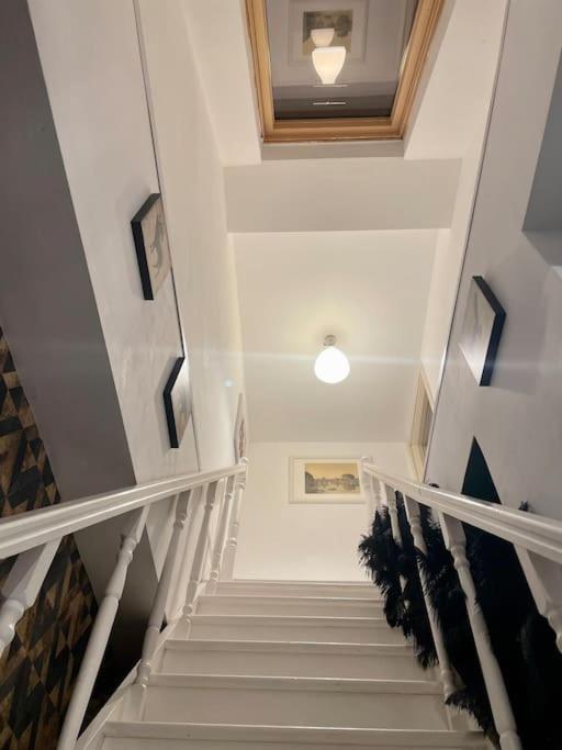Casa In Inima Capitalei Villa Bucureşti Ngoại thất bức ảnh