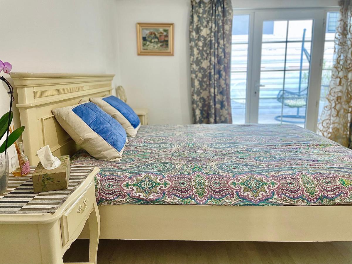 Casa In Inima Capitalei Villa Bucureşti Ngoại thất bức ảnh