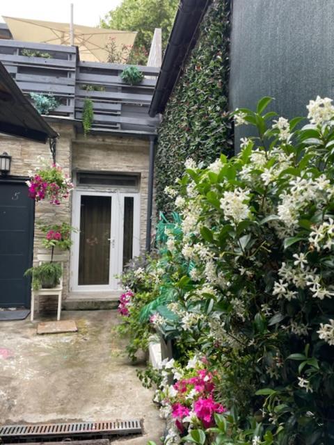 Casa In Inima Capitalei Villa Bucureşti Ngoại thất bức ảnh